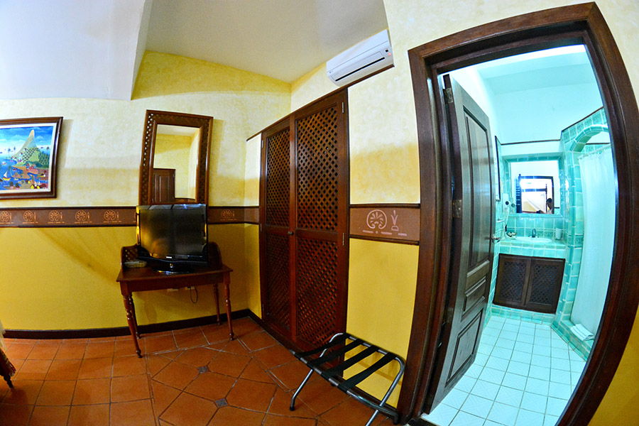 Jacuzzi Suite Hotel Colonial Granada