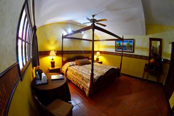 Hotel Colonial Granada